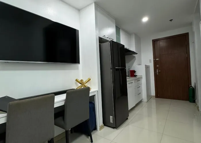 Apartment Mi Casa - Cozy With Free Access To Fitness Centre, Swimming Pool And Stunning View Located Near The Cbd Of Ortigas, Makati, Bgc *